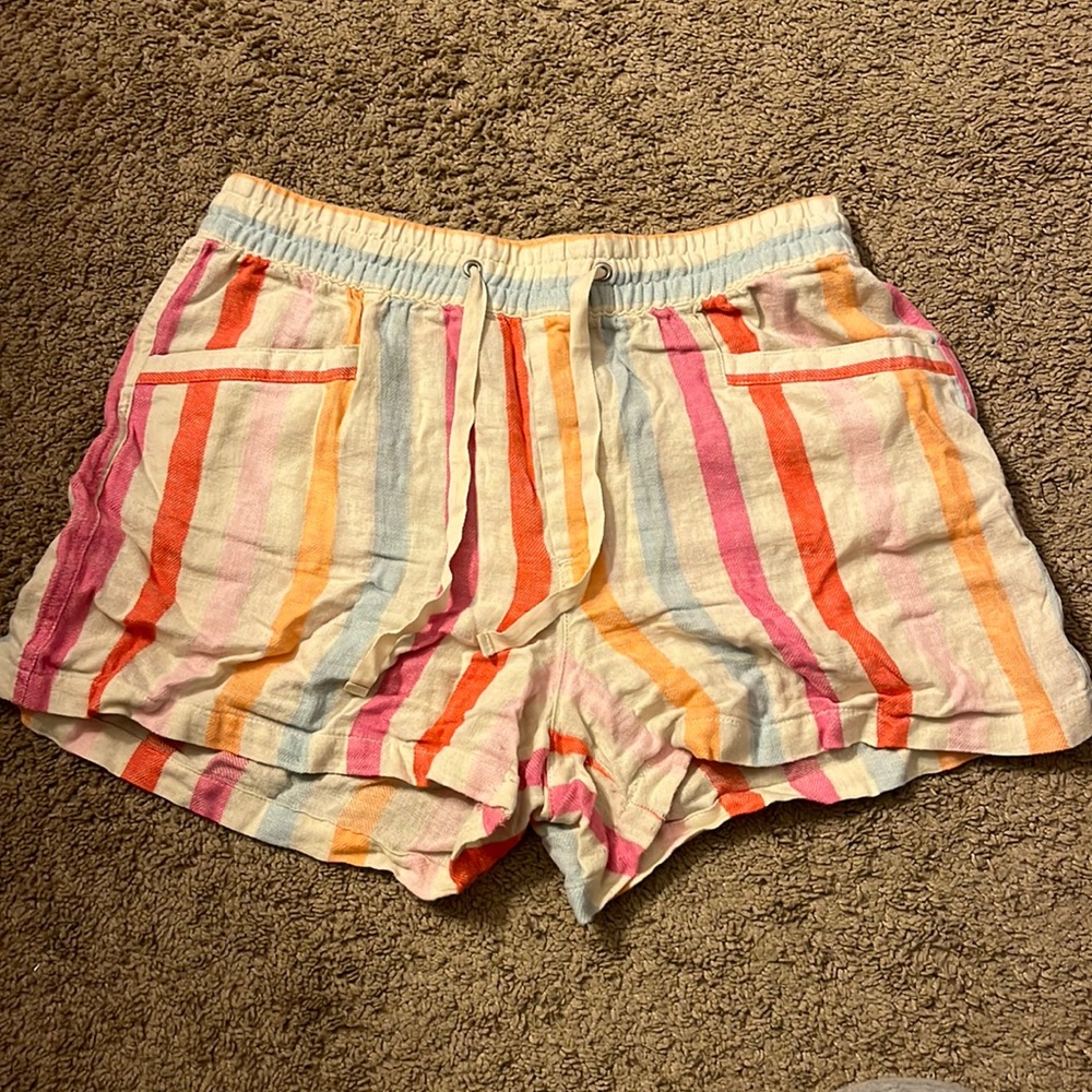 GAP shorts size small